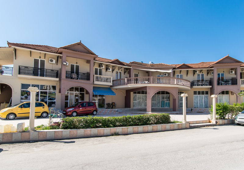 Aparthotel Zante Nest & 2*